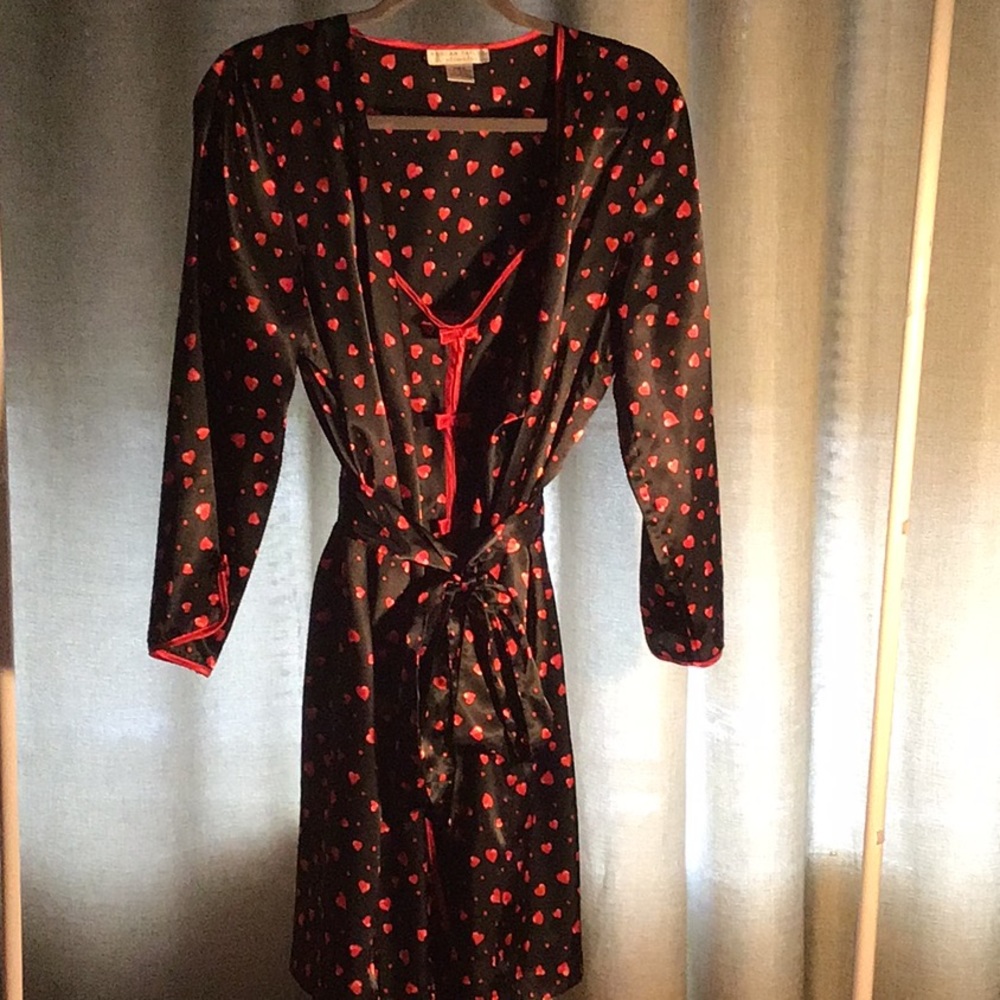 Women’s 2 piece night grown NWOT